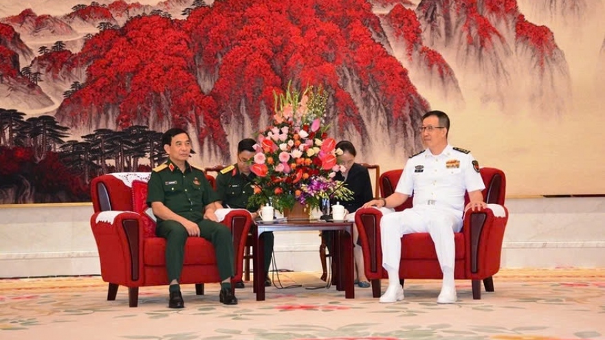 Vietnamese Defence Minister meets Chinese counterpart